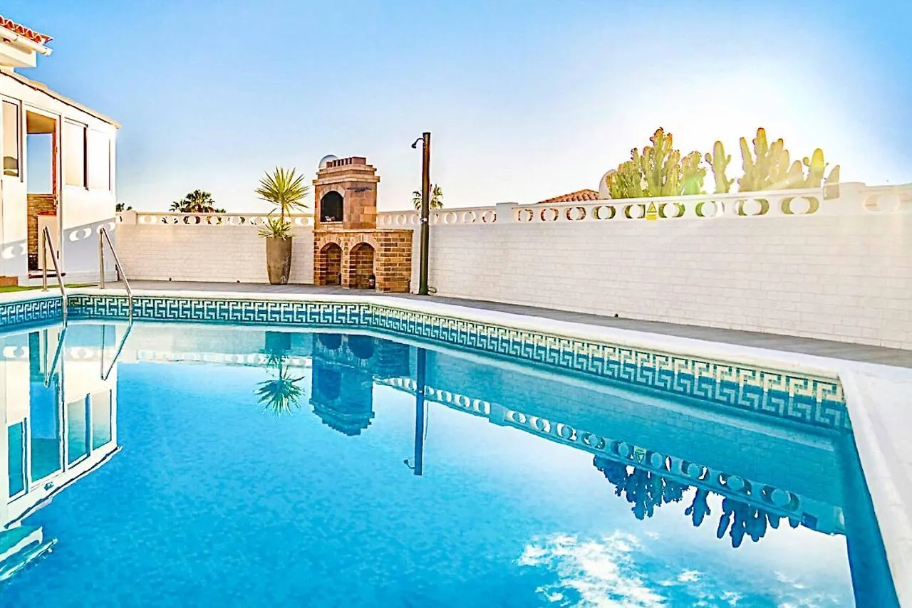 فيلا Casa Amada كالاو سالفاجي إسبانيا
